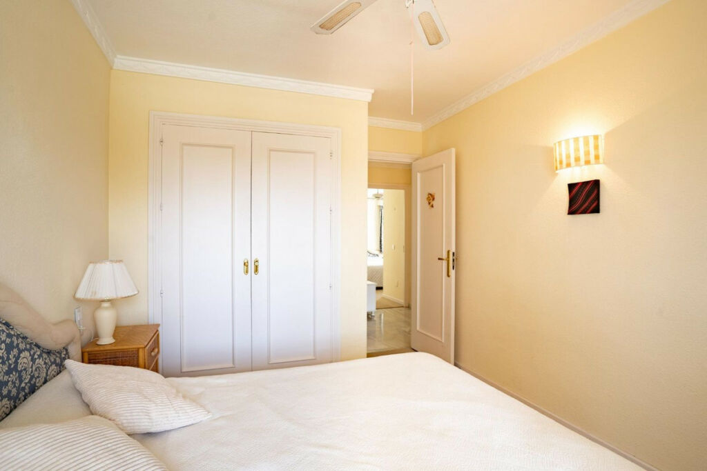 Duplex Calahonda Málaga - image 21