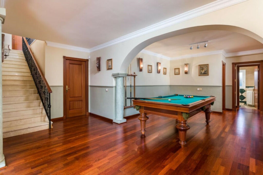 Detached Villa Guadalmina Alta Málaga - image 21