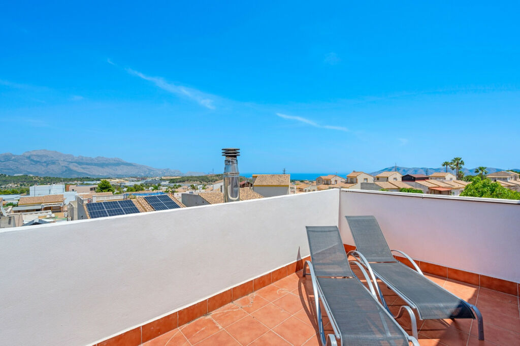 Detached Villa Polop Alicante - image 21