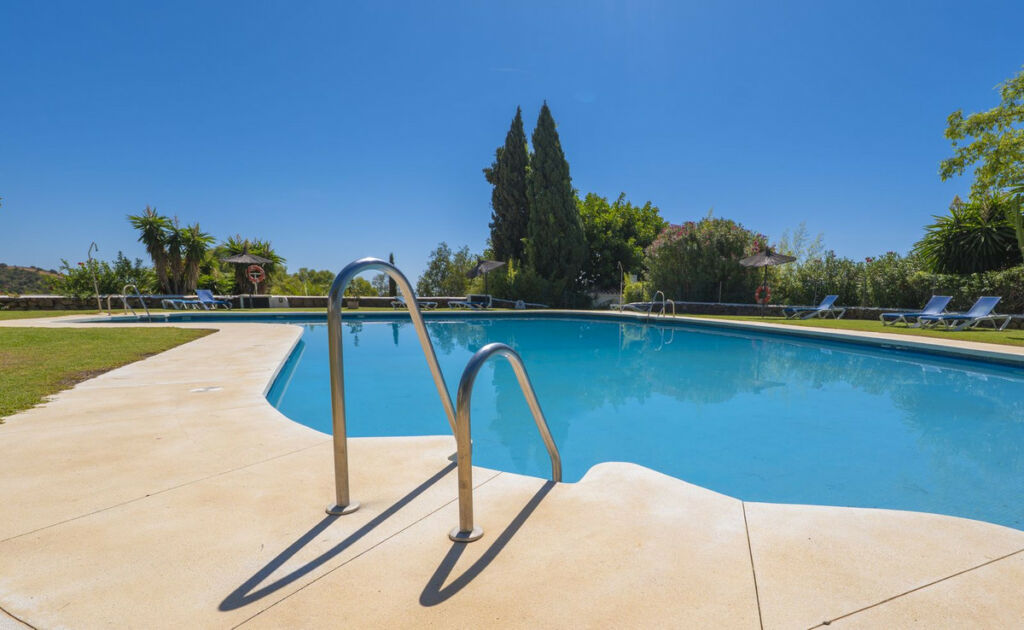 Middle Floor Apartment Altos de los Monteros Málaga - image 21