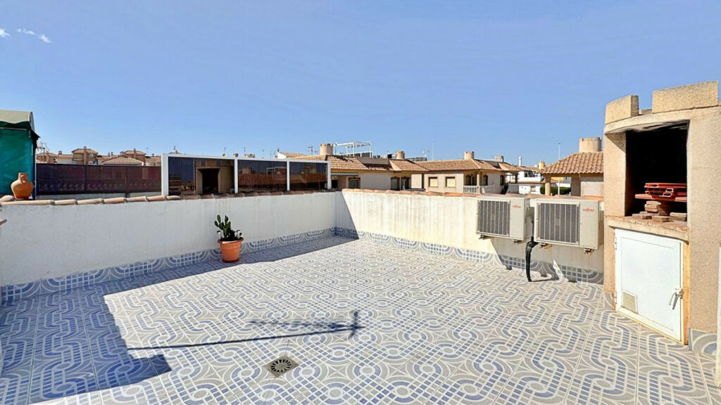 Middle Floor Apartment La Zenia Alicante - image 21