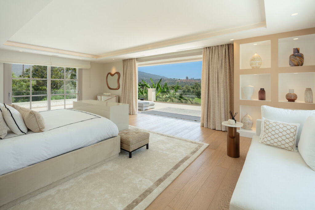 Detached Villa Aloha Málaga - image 21