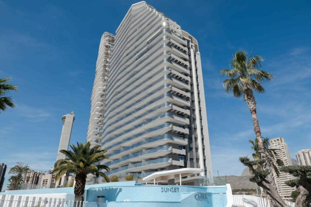 Middle Floor Apartment Benidorm Alicante - image 21