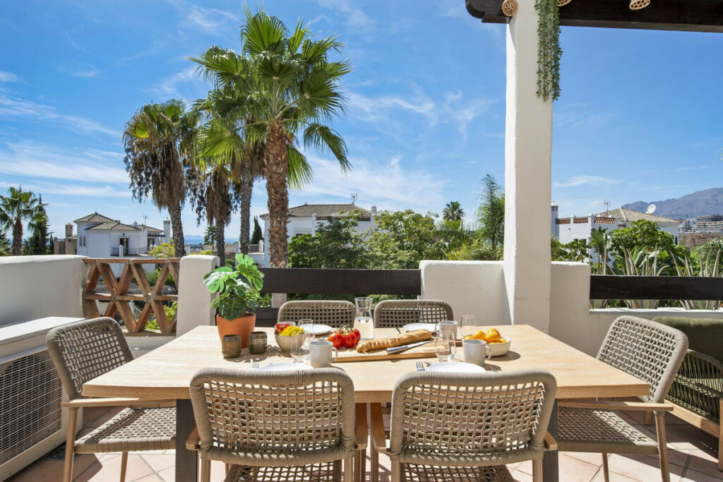 Middle Floor Apartment Estepona Málaga - image 21