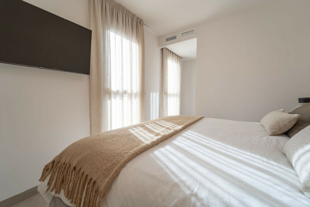 Middle Floor Apartment Fuengirola Málaga - image 21