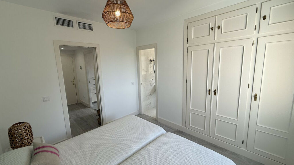 Middle Floor Apartment Guadalmina Alta Málaga - image 21
