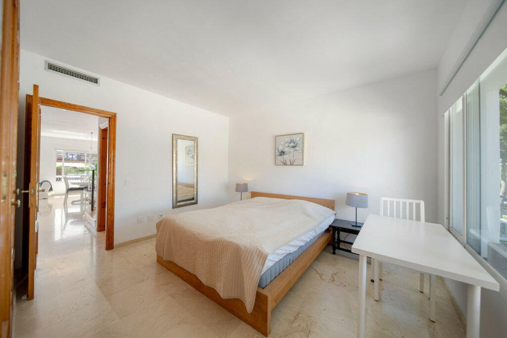 Penthouse Duplex Nueva Andalucía Málaga - image 21