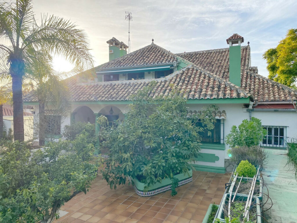 Detached Villa Marbella Málaga - image 21