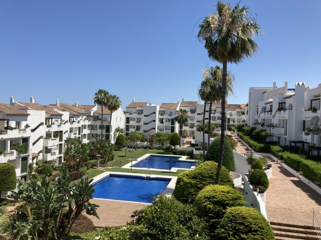 Penthouse Estepona Málaga - image 21