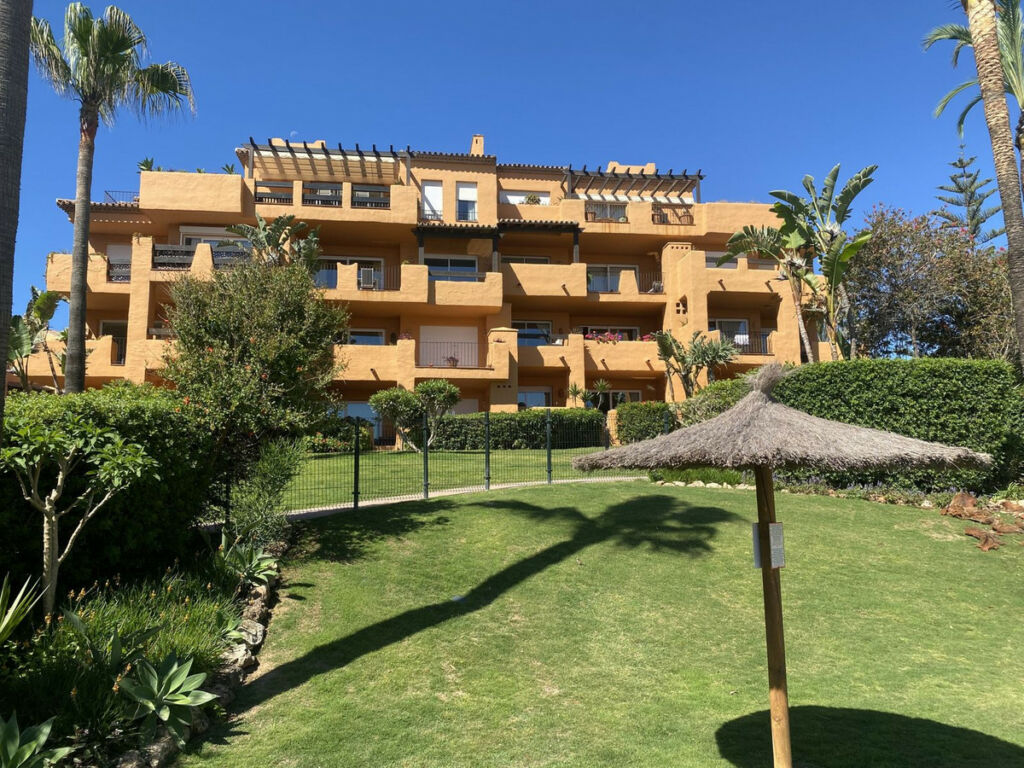 Middle Floor Apartment Manilva Málaga - image 21