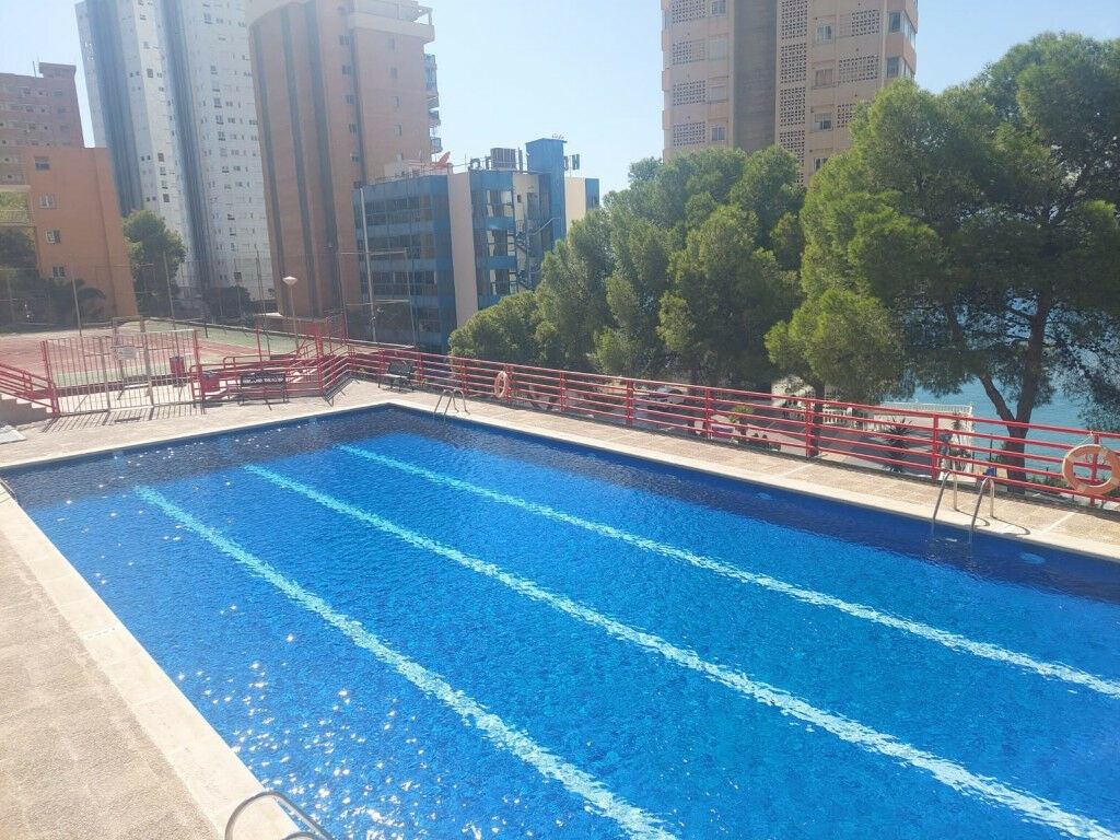 Middle Floor Apartment Benidorm Alicante - image 21