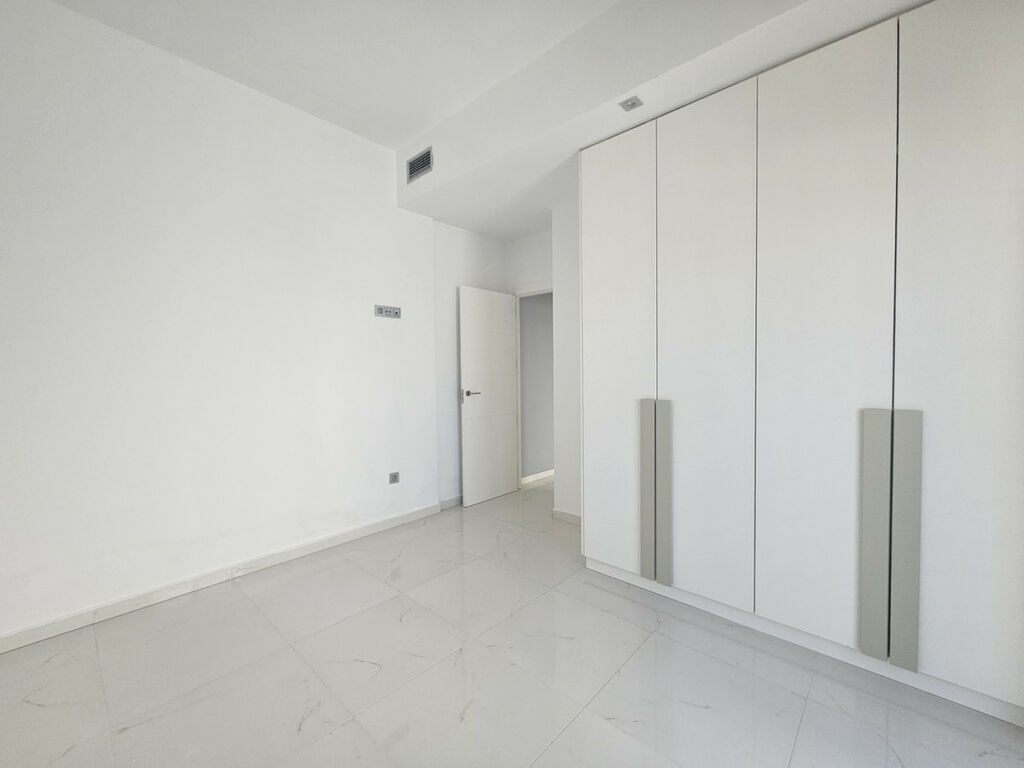 Detached Villa Villamartin Alicante - image 22