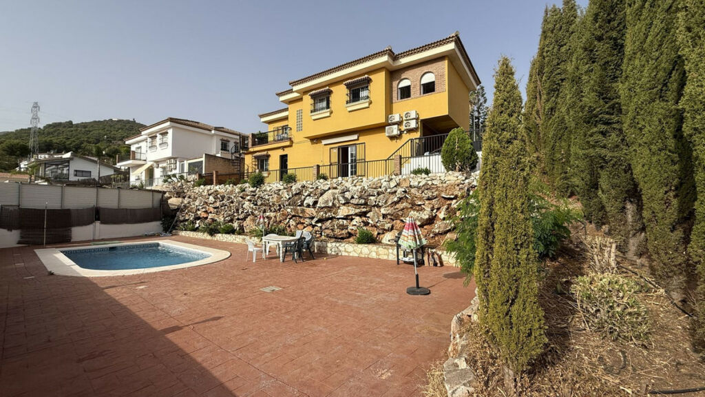Detached Villa Alhaurín de la Torre Málaga - image 21