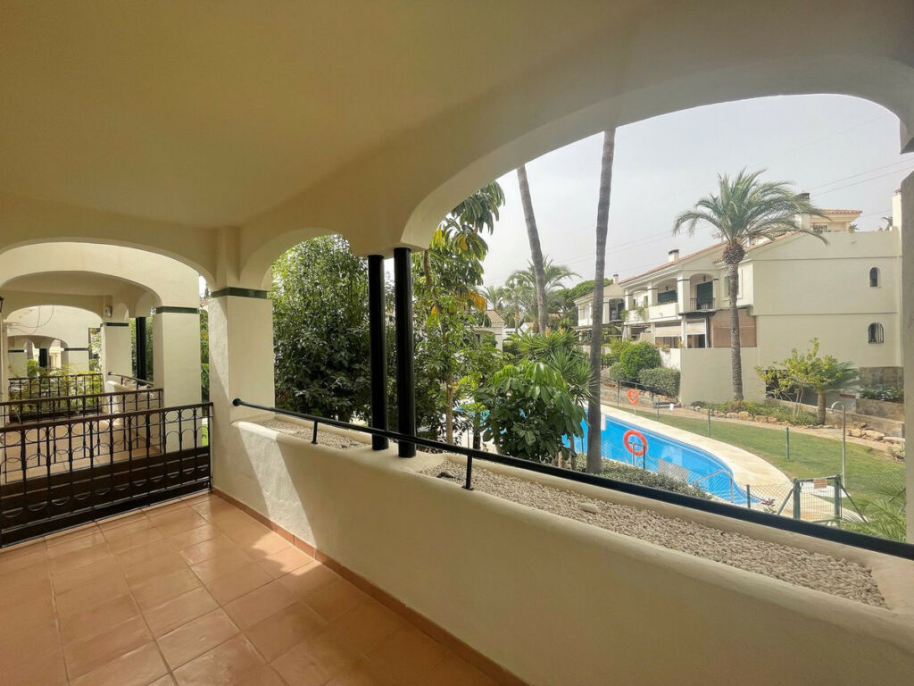 Townhouse Atalaya Málaga - image 22