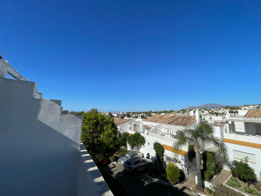 Townhouse Estepona Málaga - image 22