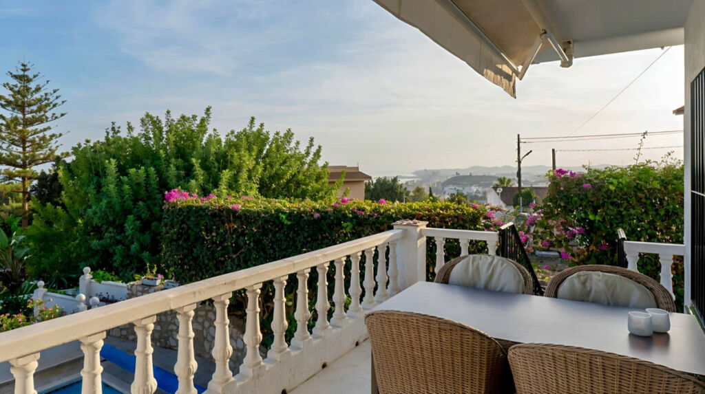 Detached Villa Torreblanca Málaga - image 22