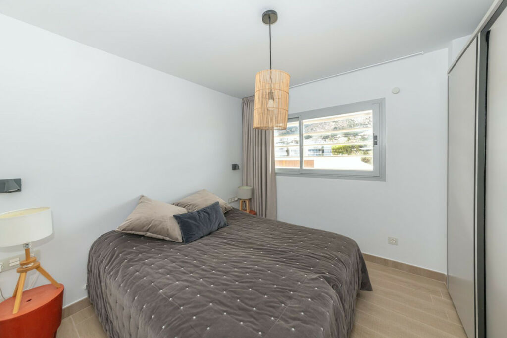 Middle Floor Apartment Fuengirola Málaga - image 21