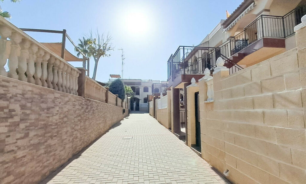 Ground Floor Apartment Torrevieja Alicante - image 22