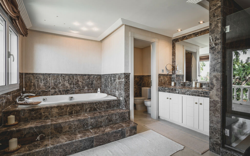 Detached Villa Altos de los Monteros Málaga - image 22