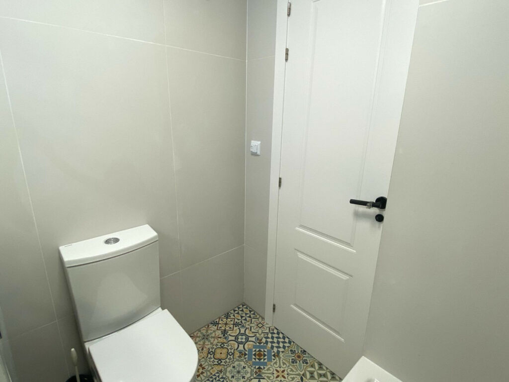Middle Floor Apartment Torrevieja Alicante - image 22