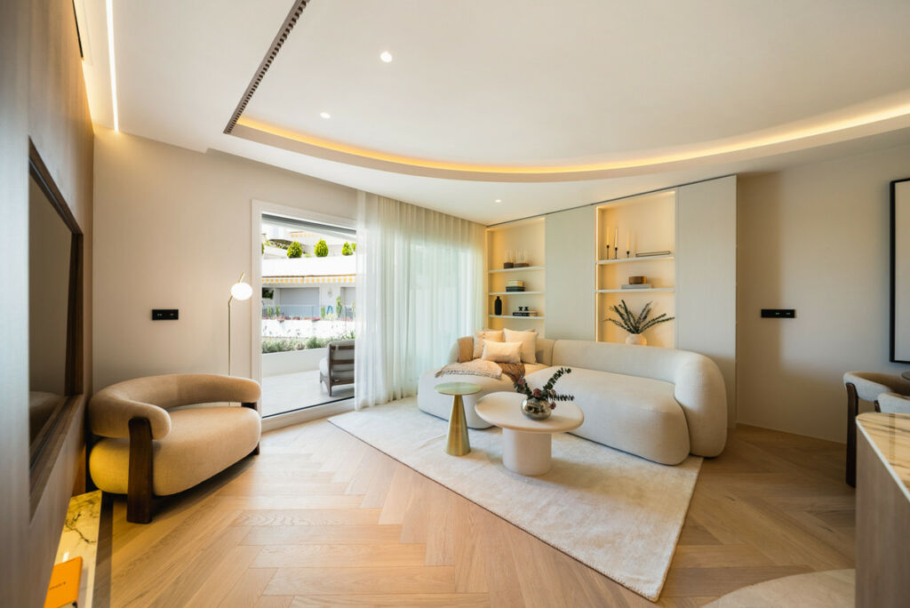 Middle Floor Apartment The Golden Mile Málaga - image 22