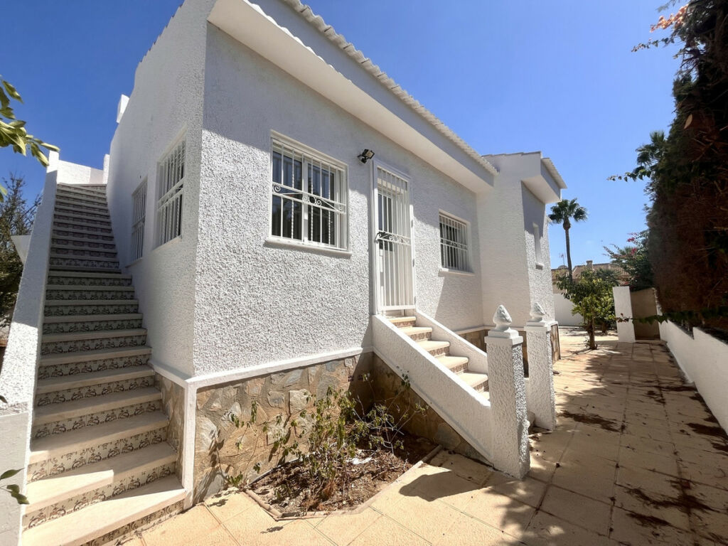 Detached Villa Rojales Alicante - image 20