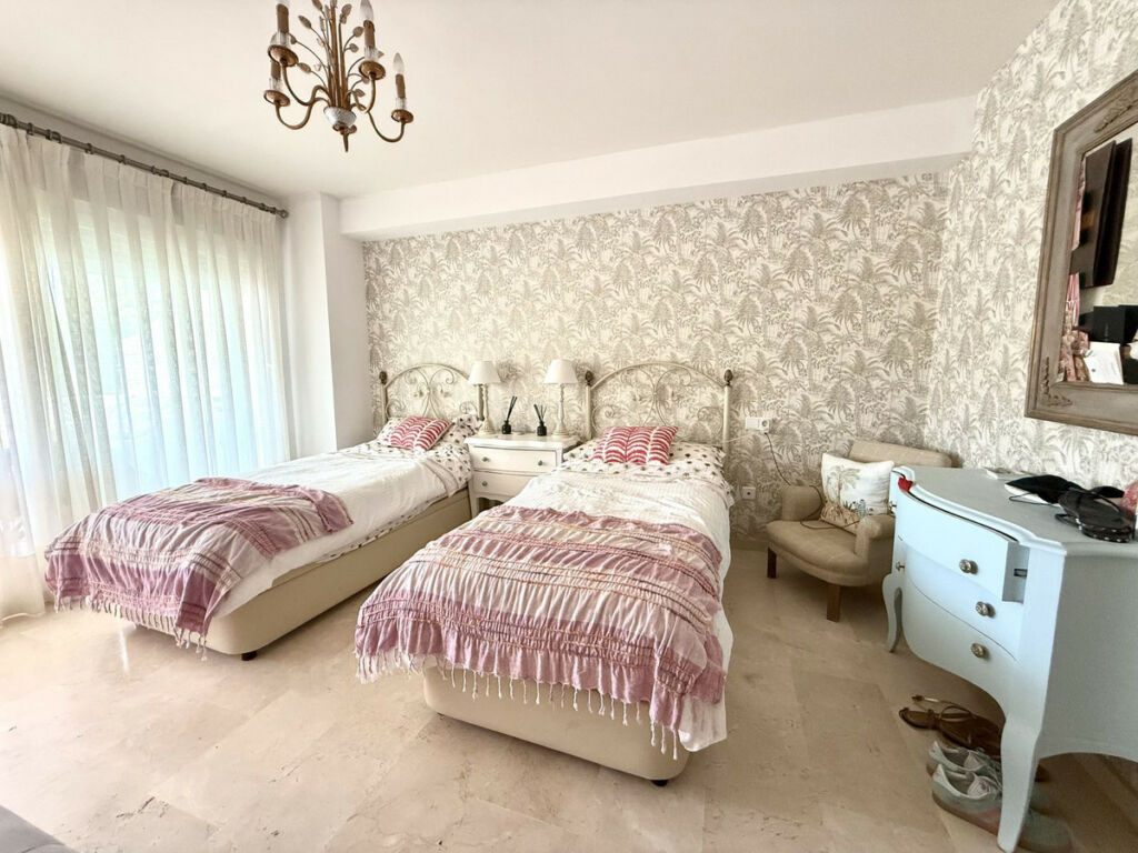 Ground Floor Apartment Guadalmina Baja Málaga - image 22
