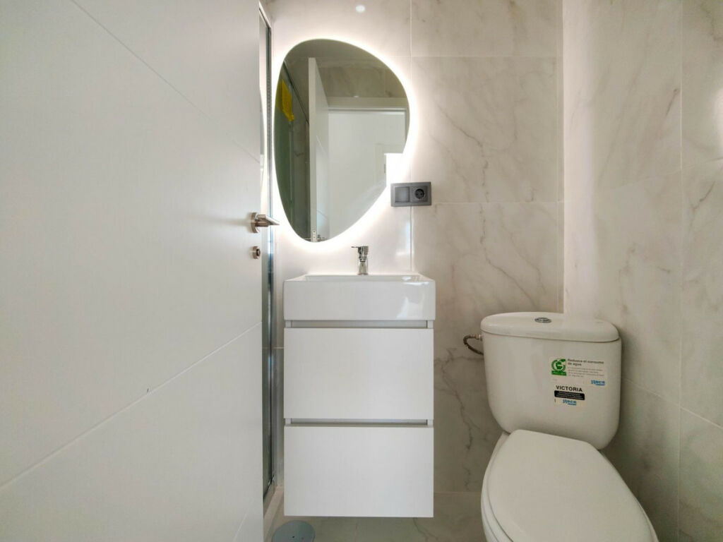 Middle Floor Apartment Punta Prima Alicante - image 22
