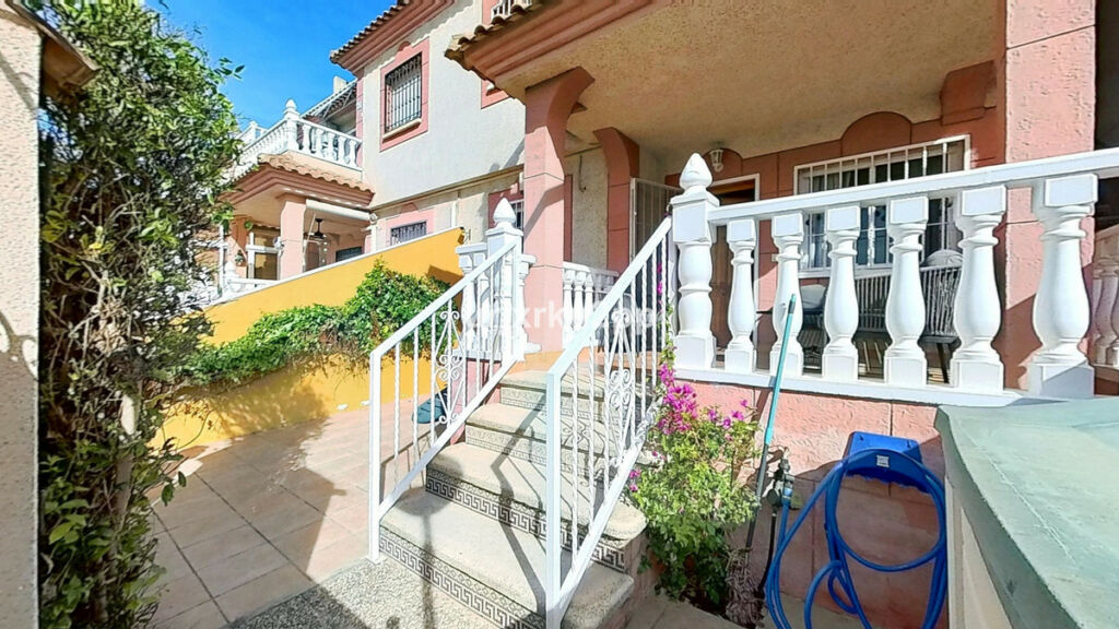 Bungalow Playa Flamenca Alicante - image 22