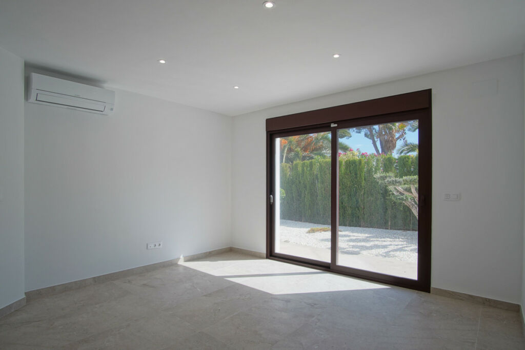 Detached Villa Denia Alicante - image 22