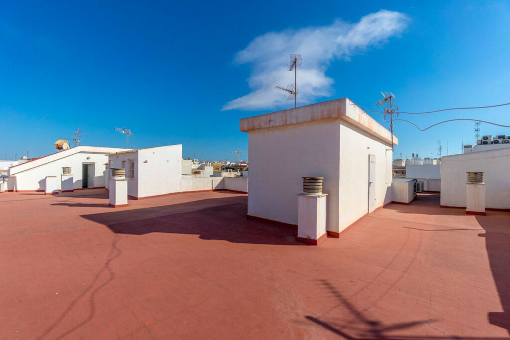 Middle Floor Apartment Torrevieja Alicante - image 22