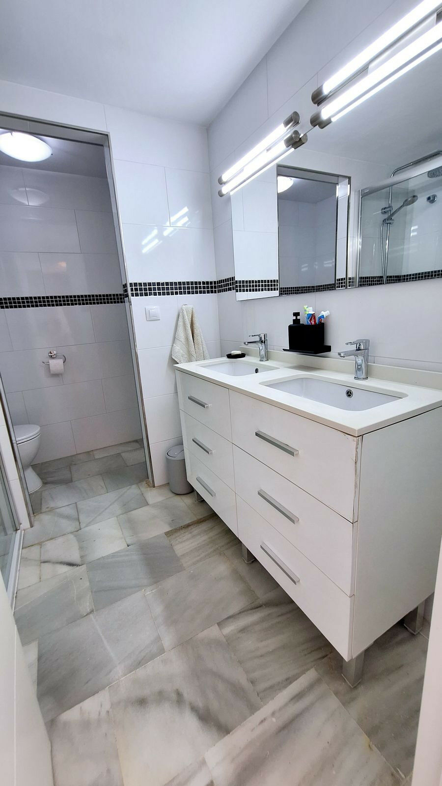 Townhouse La Duquesa Málaga - image 22