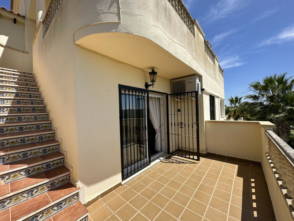 Detached Villa Villamartin Alicante - image 22