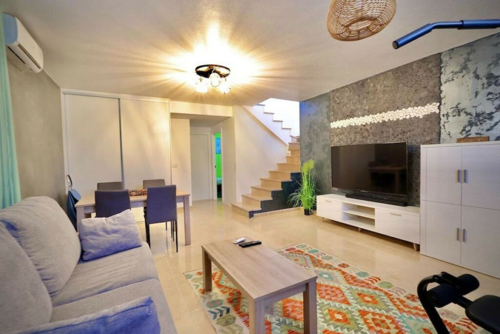 Detached Villa San Miguel de Salinas Alicante - image 22