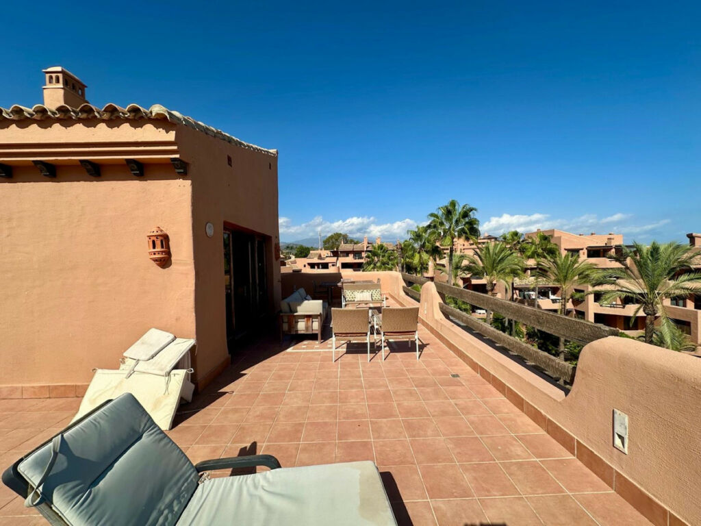 Penthouse Estepona Málaga - image 22