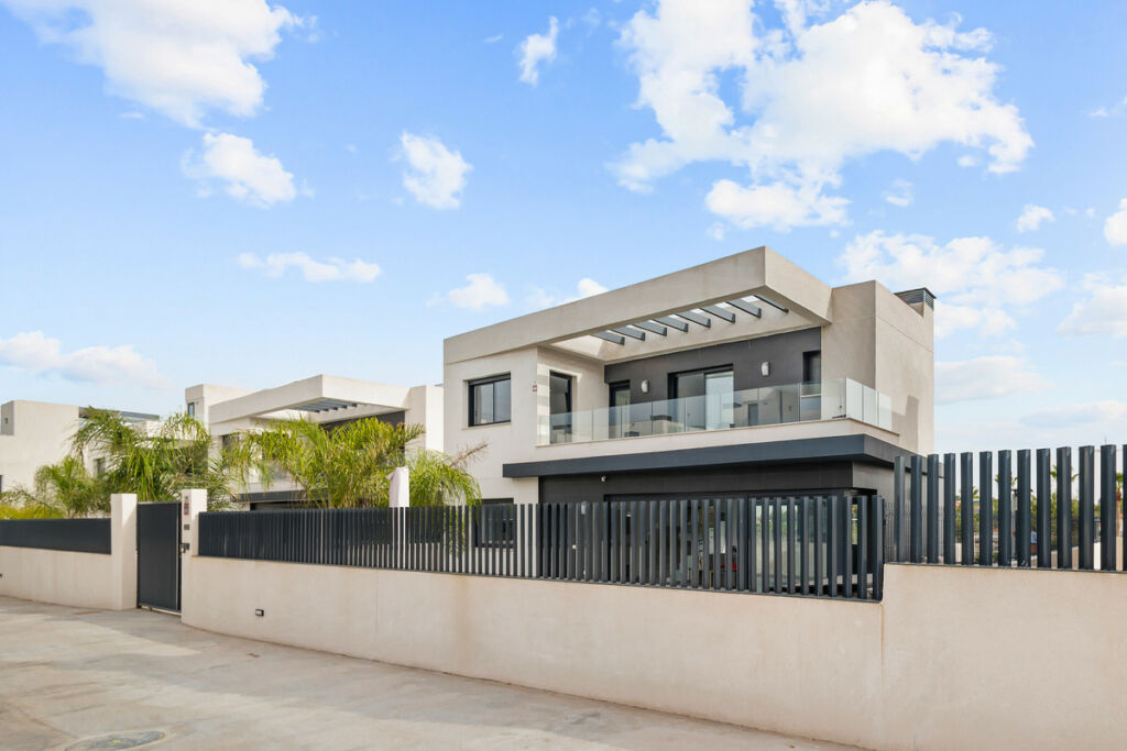Detached Villa Algorfa Alicante - image 22