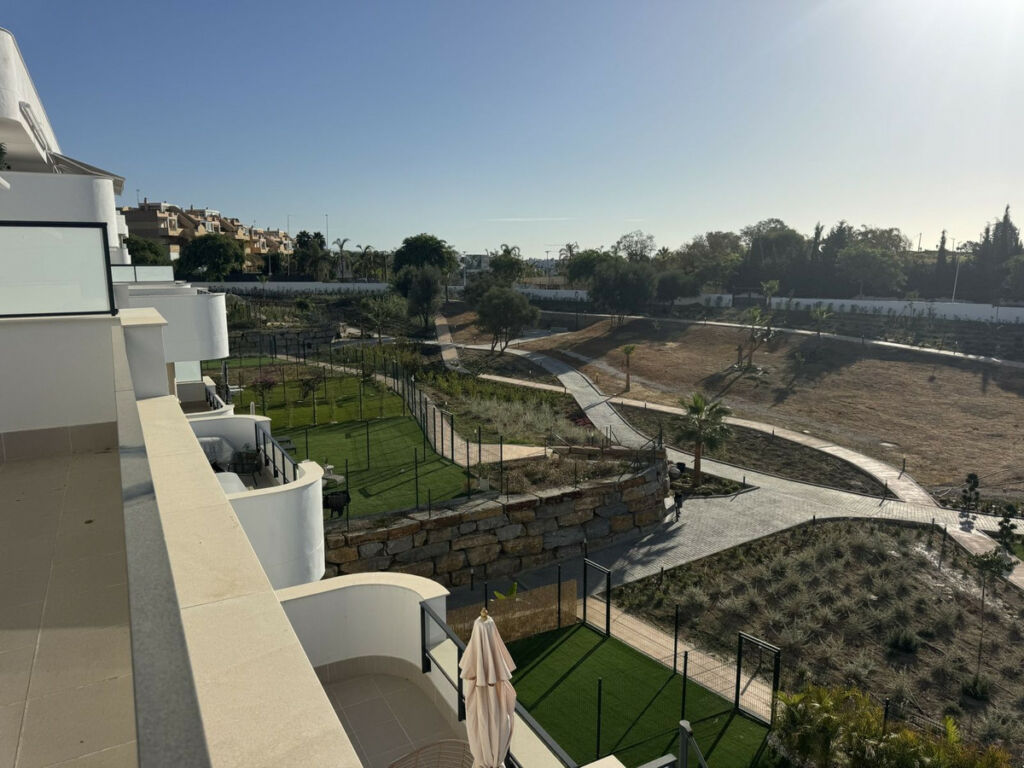 Penthouse Selwo Málaga - image 21