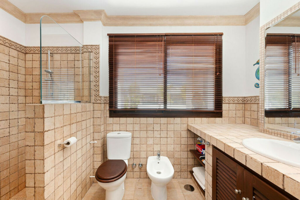 Detached Villa San Pedro de Alcántara Málaga - image 22