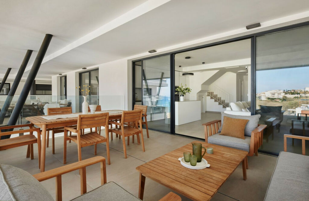 Penthouse Duplex Higueron Málaga - image 22