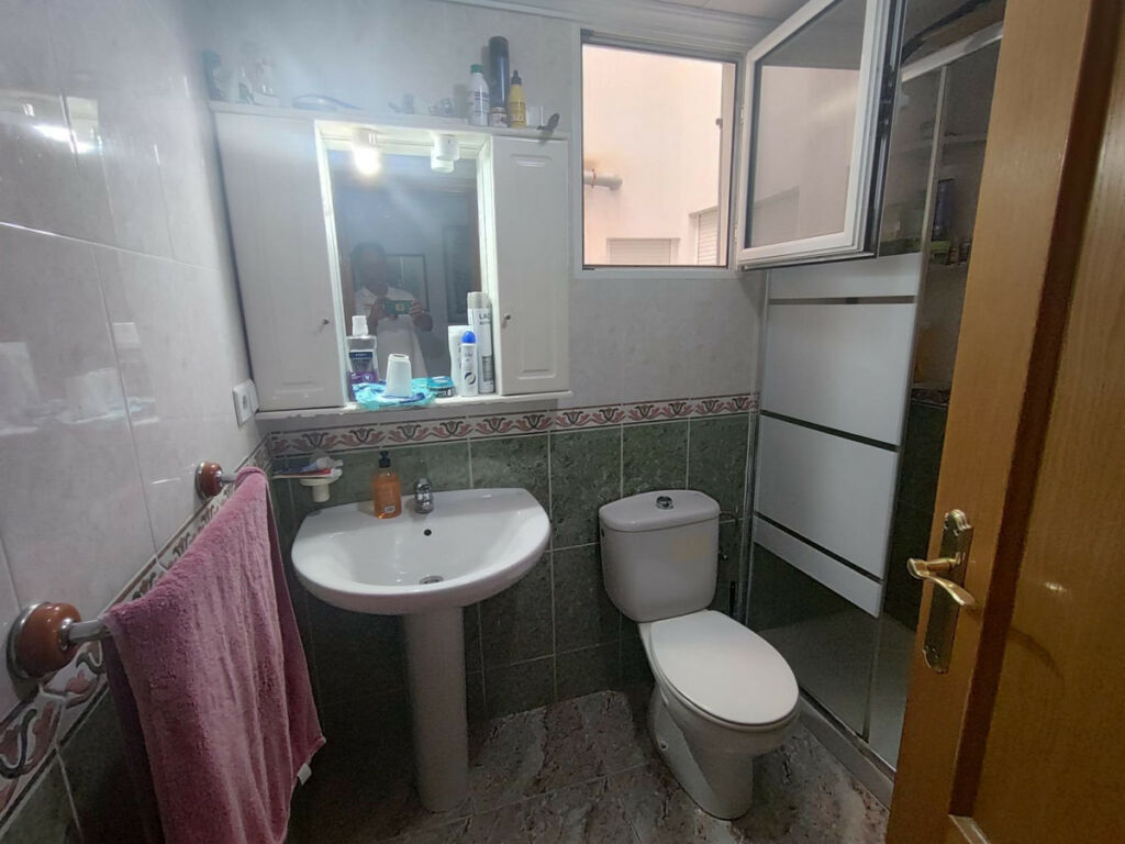 Middle Floor Apartment Torrevieja Alicante - image 22