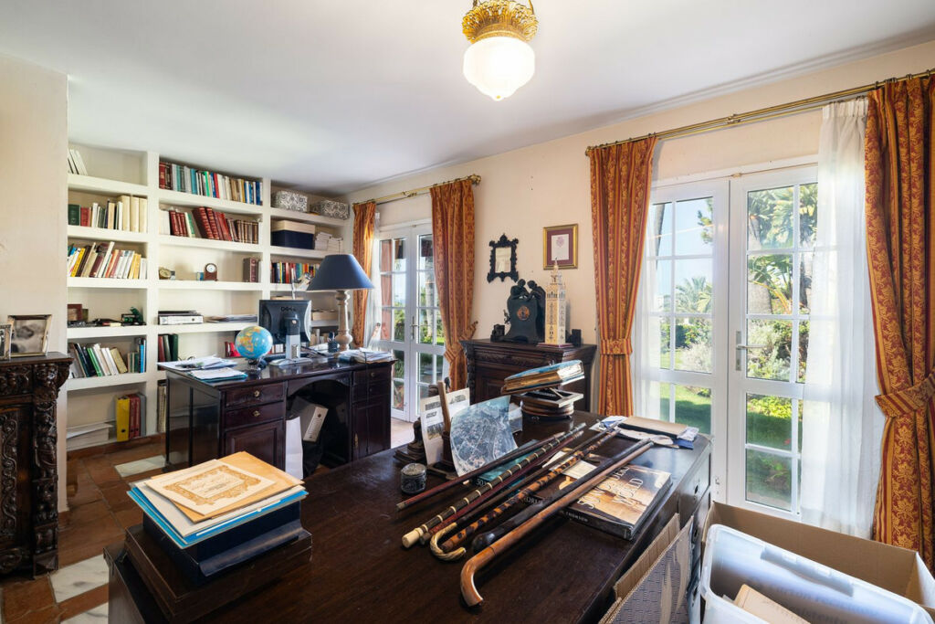 Detached Villa Benalmadena Málaga - image 22