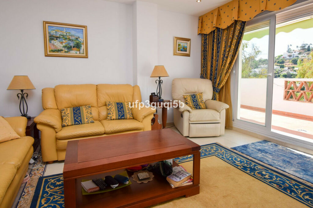 Top Floor Apartment Torrequebrada Málaga - image 22