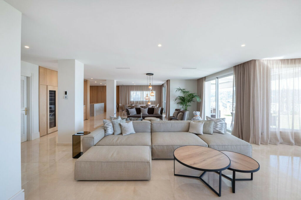 Detached Villa Marbella Málaga - image 22