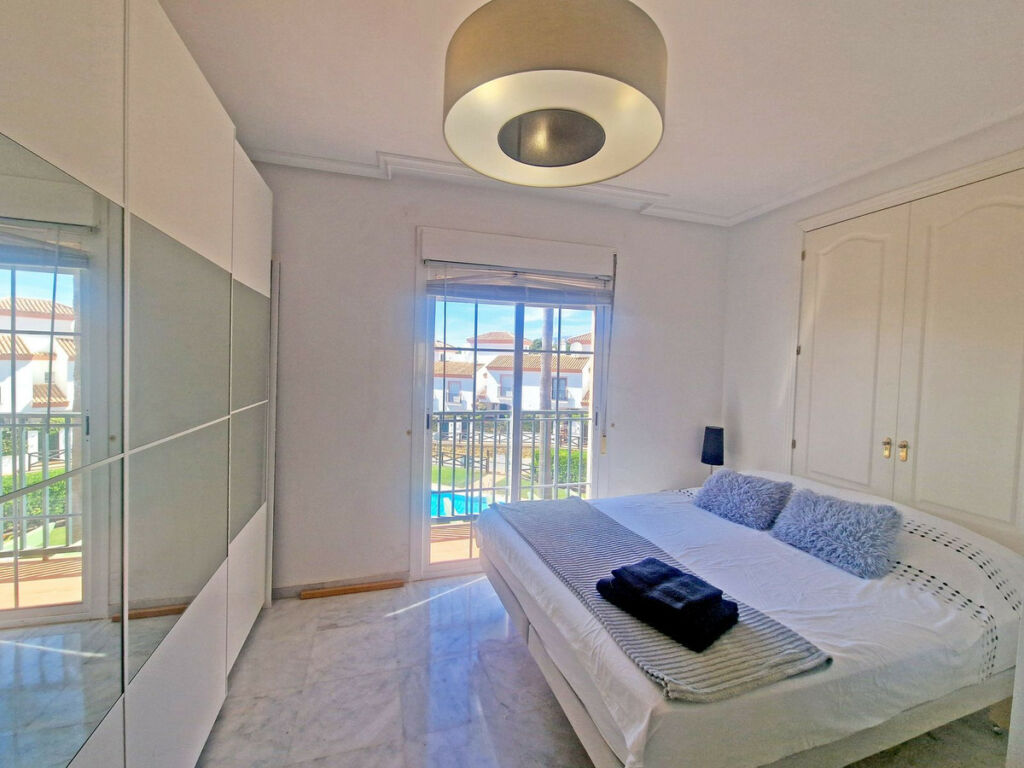 Semi-Detached House Cabopino Málaga - image 20