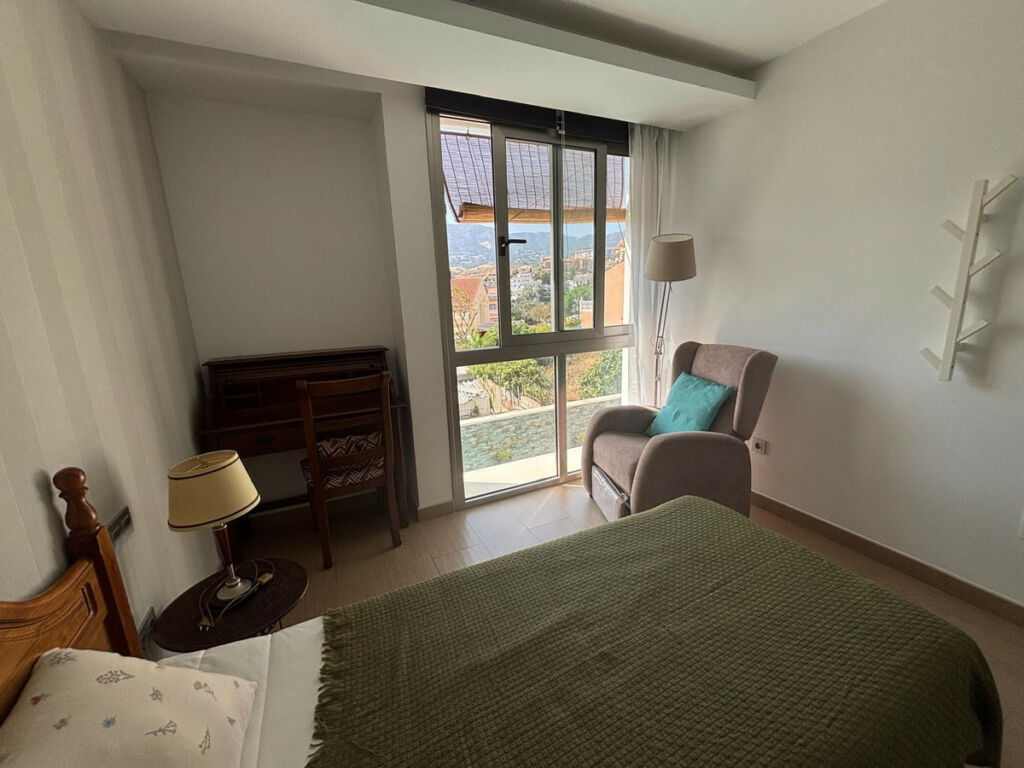 Detached Villa Los Pacos Málaga - image 22
