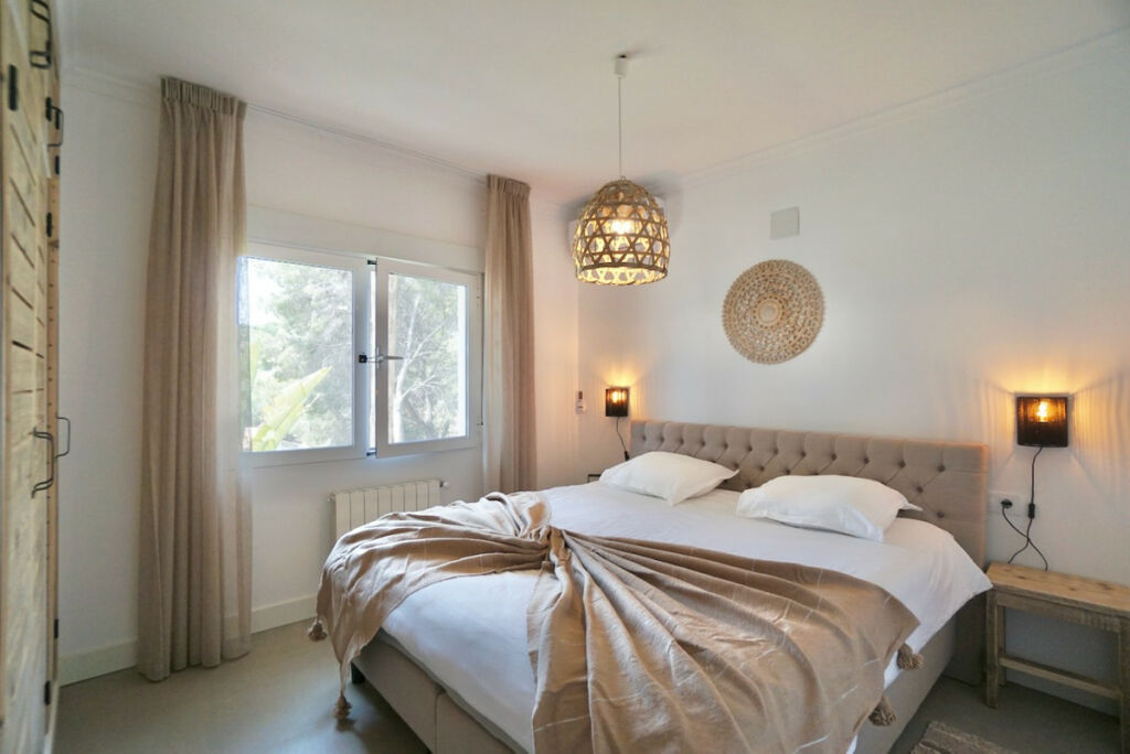 Detached Villa Montemar Alicante - image 22