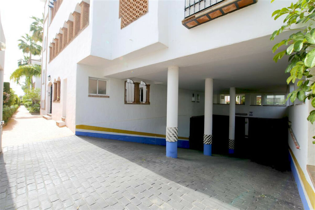 Middle Floor Apartment Marbella Málaga - image 22