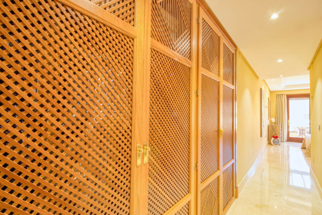 Middle Floor Apartment Estepona Málaga - image 22