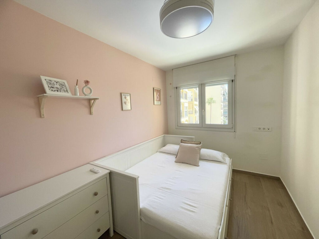 Middle Floor Apartment Los Boliches Málaga - image 22