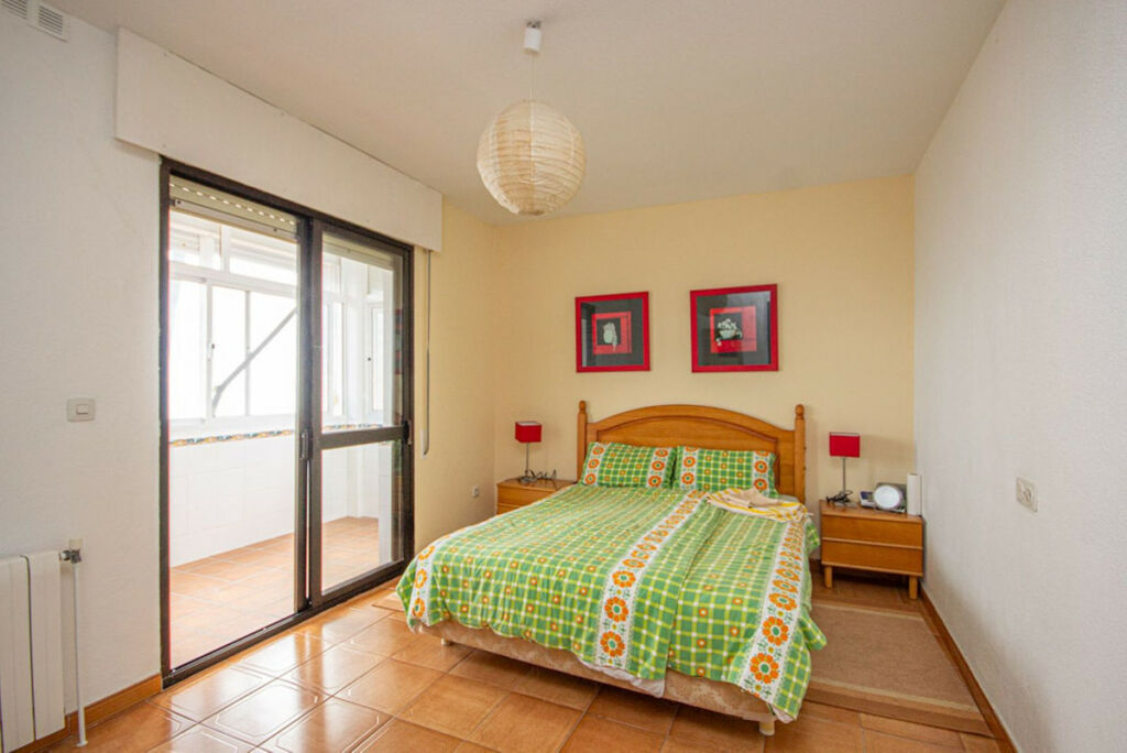Detached Villa Estepona Málaga - image 22
